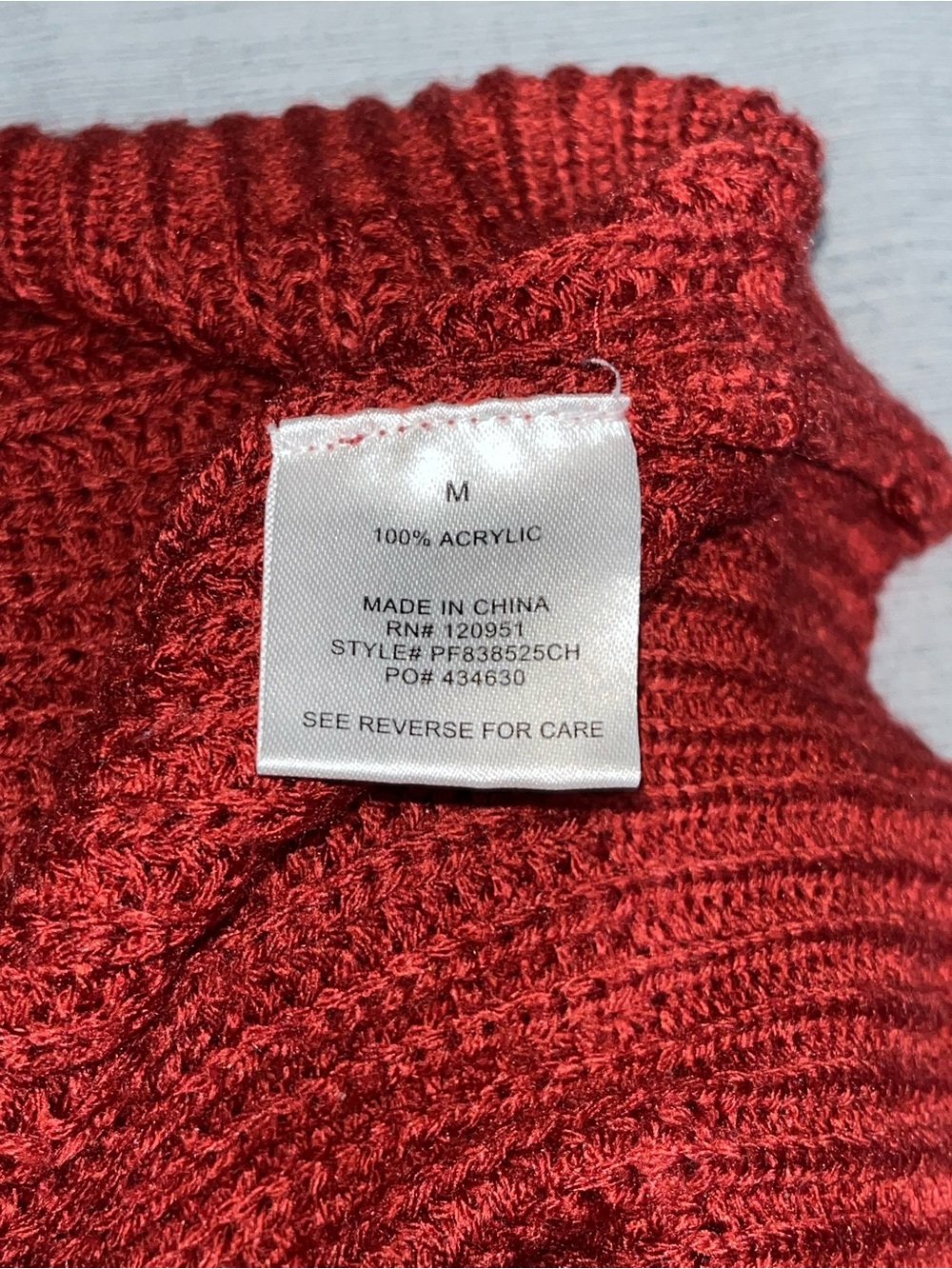 Womenβs Pink Rose Lace-Up V-Neck Knit Sweater β Burgundy Red (Size Medium) β¨ - Picture 11 of 12